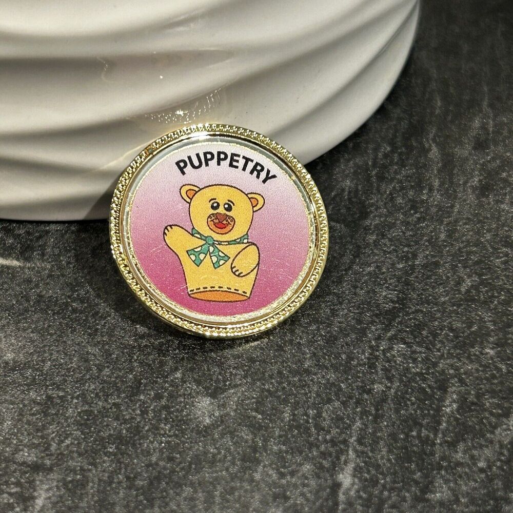 Vintage Enameled Puppetry Bear Nostalgia Lapel Pin‎
